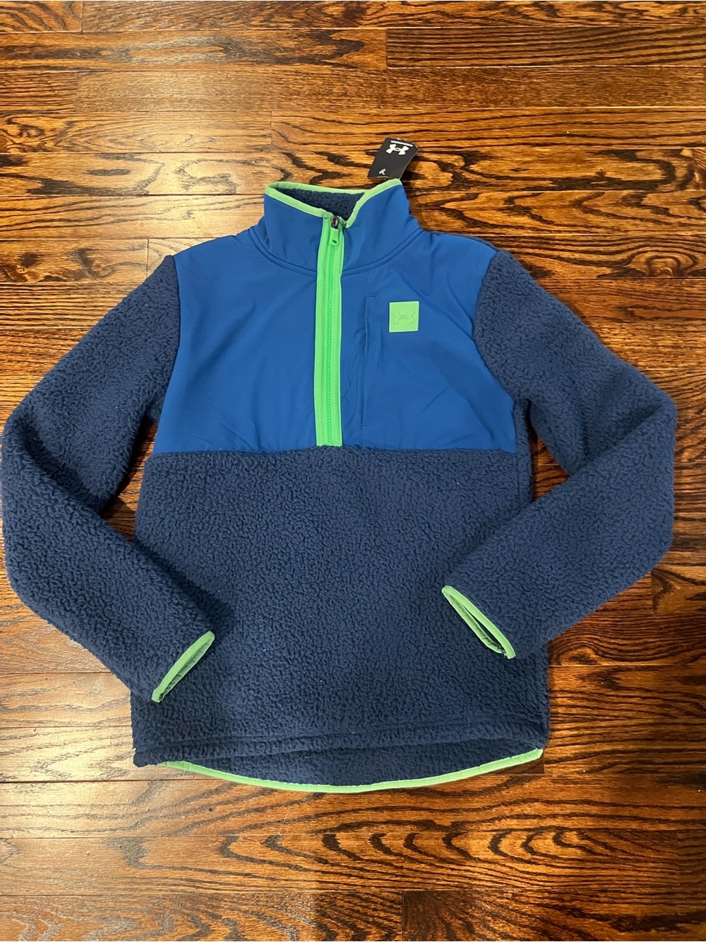 NWT Under Armour Kids' Navy and Blue Fleece Half-Zip Pullover Youth Large
